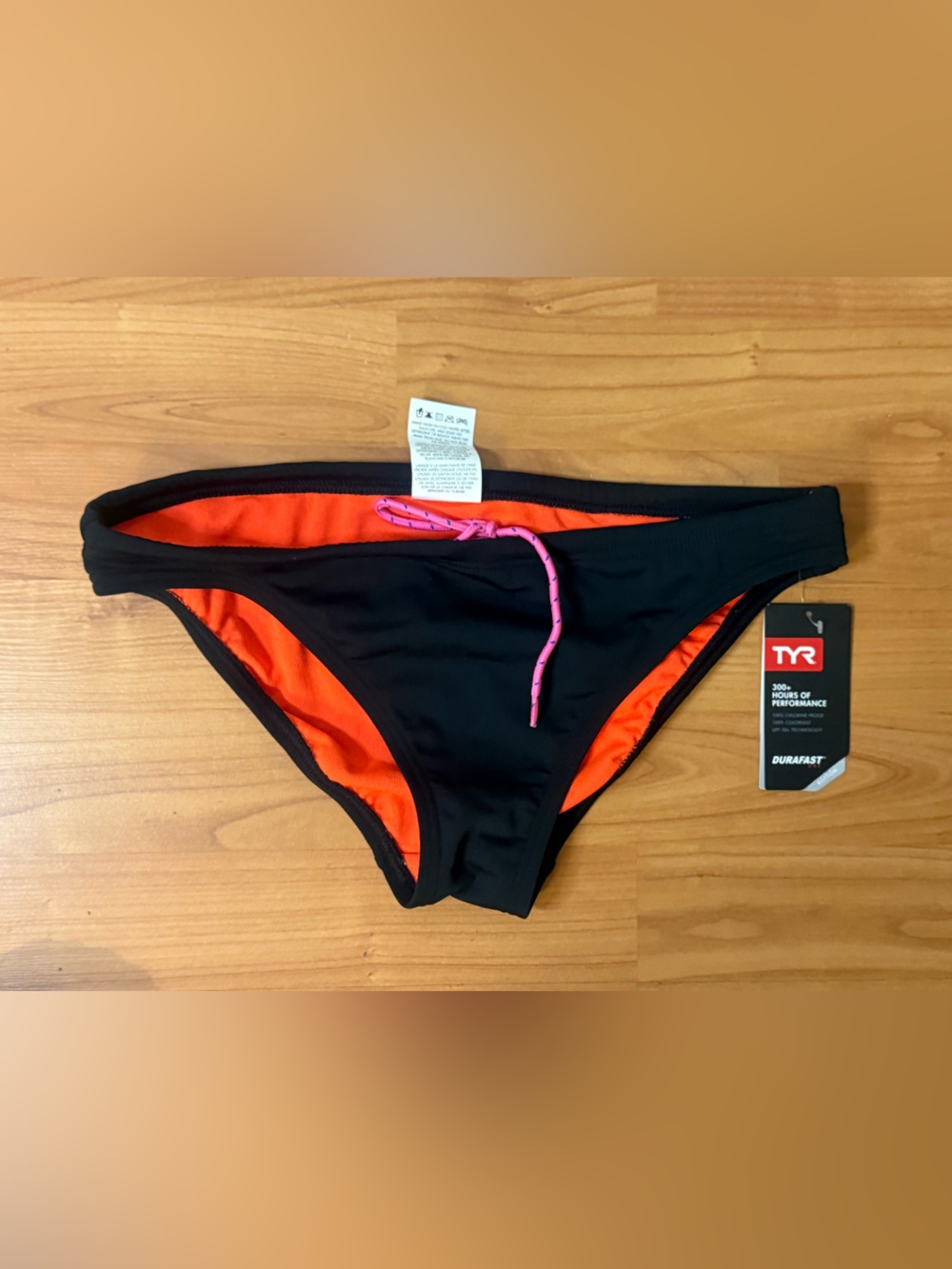 New TYR SOLID Durafast Classic BIKINI SWIM BOTTOM BLACK Medium Size 8 Adjustable